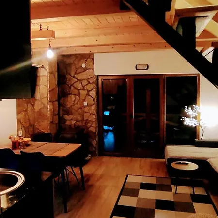 Brvnara Tarska Zora Alpesi faház *