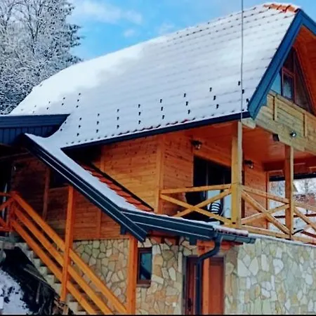 Alpesi faház Brvnara Tarska Zora *