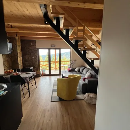 Brvnara Tarska Zora Alpesi faház *